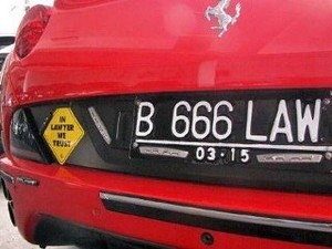 Pelat Cantik, Dari Tanggal Lahir Sampai yang Jorok!