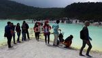 Menikmati Keindahan Kawah Putih