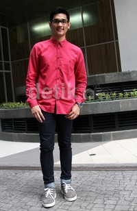 Bagaimana menurutmu gaya pinky Afgan? Gus Mun/detikHOT.
