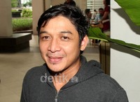 Pasha telah dikaruniai tiga orang anak dari pernikahannya dengan Okie Agustina. Iqbal/detikHOT.