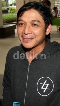 Pasha tampak bahagia menanti anak kelimanya itu. Iqbal/detikHOT.