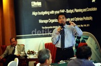 Solusi SAP Business Object Planning and Consolidation and SAP Business Objet Profitabiltiy Cost Management ini ditujukan untuk membantu para Chief Financial Officer dan para analis keuangan perusahaan.