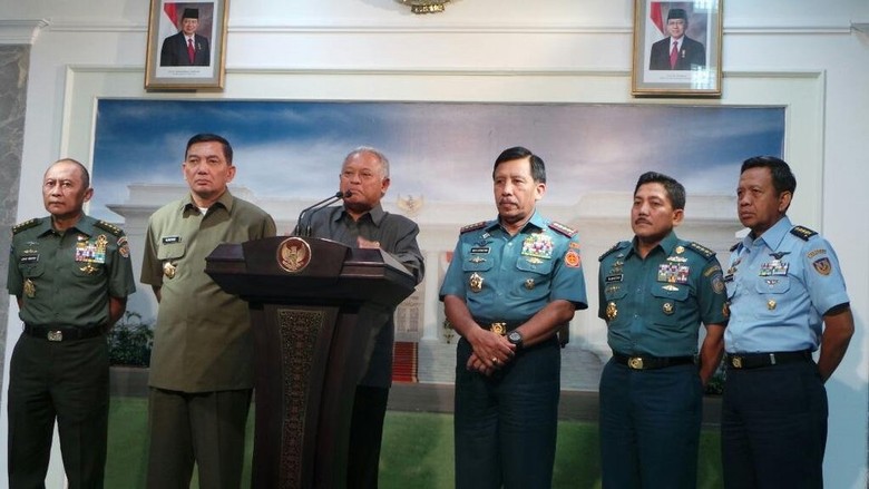 Presiden SBY, Menhan dan Panglima Rapat Bahas Peta Kekuatan TNI Presiden SBY, Menhan dan Panglima Rapat Bahas Peta Kekuatan TNI