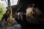 Kaos Bang Ben Laris Manis