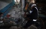 Puluhan Kios di Stasiun Tebet Dibongkar