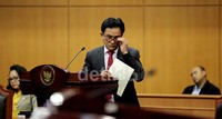 Yusril saat memberi keterangan ahli. Ia merangkaikan keadilan dalam terminologi Islam, Barat dan dalam praktek kekinian di Indonesia.