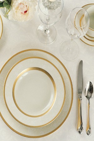 Hal Memalukan Ini Sering Dilakukan Saat Makan di Restoran