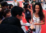 Senyuman Michelle Rodriguez di Premiere Fast & Furious 6
