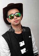 Hitam-putih Raffi Ahmad