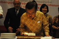 Dalam kesempatan itu juga dirayakan HUT Jusuf Kalla yang ke 71 tahun.   (dok JK)     