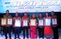 Selain membukukan penjualan 1,1 juta unit selama 9 tahun beredar, Avanza juga berhasil menyabet rekor Museum Rekor Indonesia (MURI). Ada 8 rekor malah.