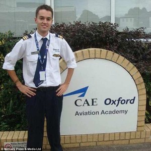 Masih 19 Tahun, Ini Dia Pilot Termuda di Dunia