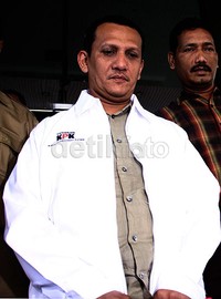 Hidayat diduga menerima suap sebesar Rp 1 milliar dari Surung dan Khairil. Tujuannya agar Surung bisa mendapatkan sebuah proyek. Namun saat ditemukan, uang yang sudah disita berjumlah Rp 999,6 juta. Lamhot Aritonang/detikFoto.