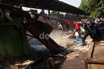 Kios di Stasiun Pasar Minggu Baru Dibongkar