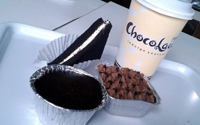 Menikmati Chocolava Plus Hot Chocolate di Kota Hujan