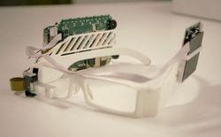 Perjalanan Google Glass: dari Culun Hingga Futuristik
