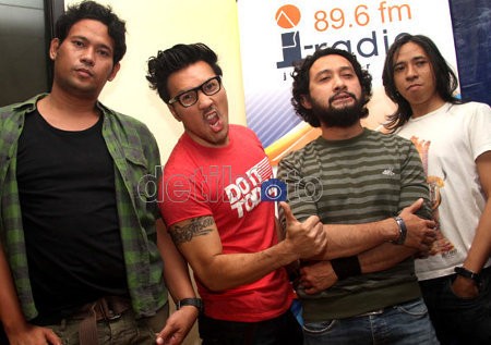 5 Lagu yang Bicara tentang Waria