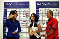 Meski ia mampu berbahasa Inggris dengan baik, Vania Larissa masih ingin memperdalam kemampuannya tersebut di Wall Street Institute.