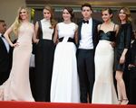 Keanggunan Emma Watson di Cannes Film Festival