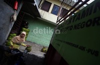 Kuota tersebut dialokasikan baik untuk penyaluran paket perdana Elpiji 3 kg untuk program konversi Kerosene ke Elpiji 3 kg yang dianggarkan untuk tahun ini dan juga penyaluran Elpiji 3kg untuk masyarakat yang sudah terkonversi.
