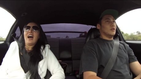 Aduh, Ajak Mama Kebut-kebutan Toyota Supra Ini Dijual