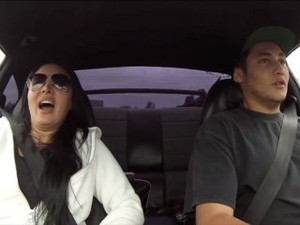Aduh, Ajak Mama Kebut-kebutan Toyota Supra Ini Dijual