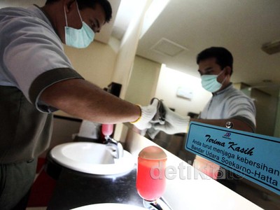 Toilet Bandara Soeta Banyak Dikeluhkan