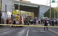 Insiden ini berdampak pada layanan komuter di wilayah pantai timur AS, mulai dari New York ke Boston, Massachusetts. Metro North, yang dikenal sebagai salah satu jalur komuter tersibuk di Amerika, melayani sekitar 280 ribu penumpang setiap harinya. REUTERS/ Michelle McLoughlin.