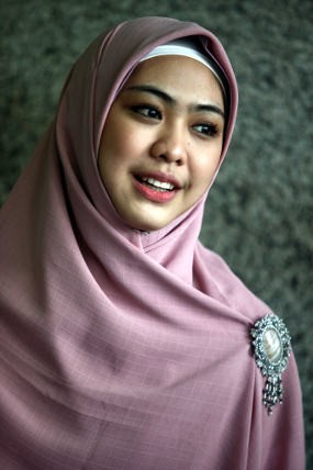 Oki Setiana Dewi Siap Luncurkan Album Hijab Im in Love