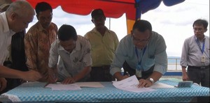 PLN Bangun 2 Pembangkit Listrik Mikro Hidro di Tepi Danau Toba