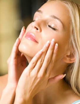 Ingin Punya Kulit Mulus dan Cerah? Makanlah Pisang dan Pepaya!