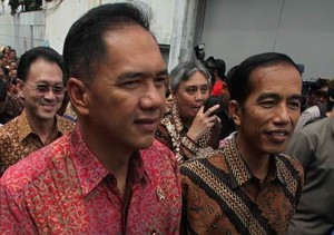 Kandidat Capres Mulai Serangan Udara Sampai Blusukan Ala Jokowi
