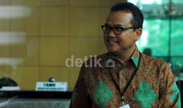 KPK Perpanjang Masa Cegah Rusli Zainal