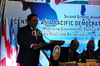 Menko Kesra Agung Laksono yang mewakili Presiden Susilo Bambang Yudhoyono membuka konferensi CAPDI yang berlangsung hingga Selasa 21 Mei 2013.