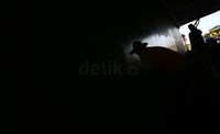 Gubernur DKI Jakarta, Jokowi menargetkan seluruh jembatan, terowongan dan jalan tol dicat, diharapkan selesai sebelum ulang tahun Jakarta, 22 Juni nanti.