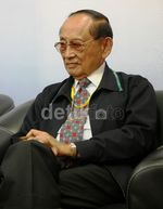 Gaya Eksentrik Fidel Ramos