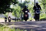 Hindari Macet, Pemotor Terobos Jalur Sepeda
