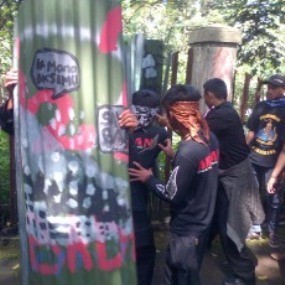 Seng Penutup Baksil Dilelang Untuk Ganti Rugi PT EGI