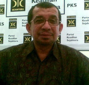 Anggota Majelis Syuro: Kader PKS Jangan Melawan KPK