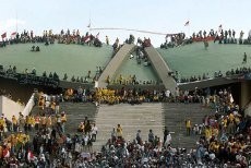 Curhat Soeharto pada Cak Nun: Kalau Rakyat Menjarah, Saya Ketakutan
