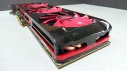 Si Buas Radeon HD 7990