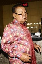 Eks Anggota DPD Yopie Batubara Diperiksa KPK