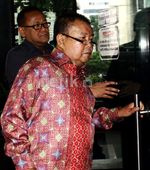 Eks Anggota DPD Yopie Batubara Diperiksa KPK