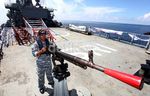 Melihat Alat Tempur KRI Slamet Riyadi