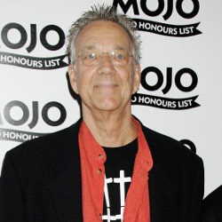 Kenangan Kecil Bersama Sang Keybordis Ray Manzarek