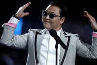 Psy yang semakin mendunia. Reuters/Steve Marcus.