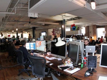     Nah ini adalah tempat para desainer bekerja. (Credit: Daniel Goodman/ Business Insider)