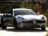 Justin Bieber dan Mobil Bling-blingnya