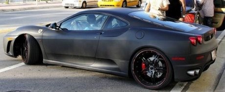 Justin Bieber dan Mobil Bling-blingnya