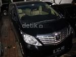 KPK Sita Alphard Milik Luthfi Hasan